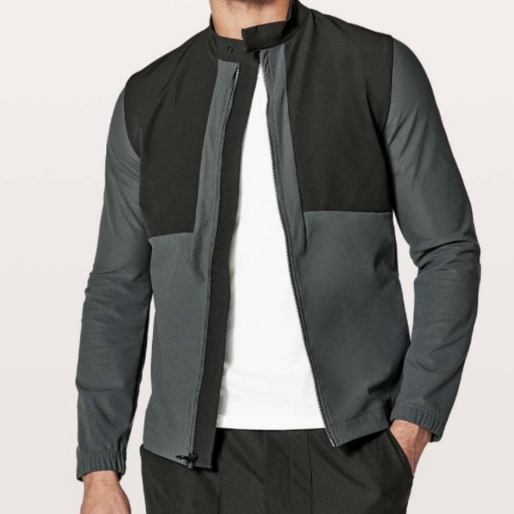 LULULEMON / L / Men's Final Say Moto Lightweight Jacket - Grey & Black Melanite